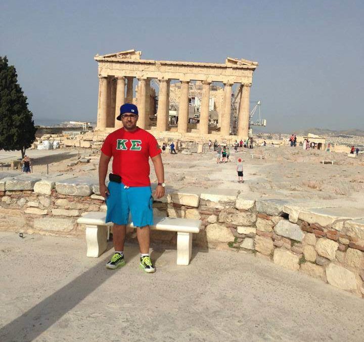 Pi-Phi Alumnus Visits Parthenon